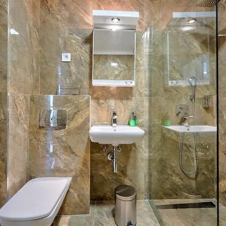 Onix Aparthotel *